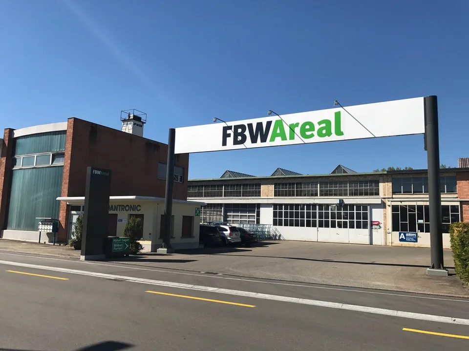 Beheizte Lagerfläche mit Doppelboden im FBW-Areal