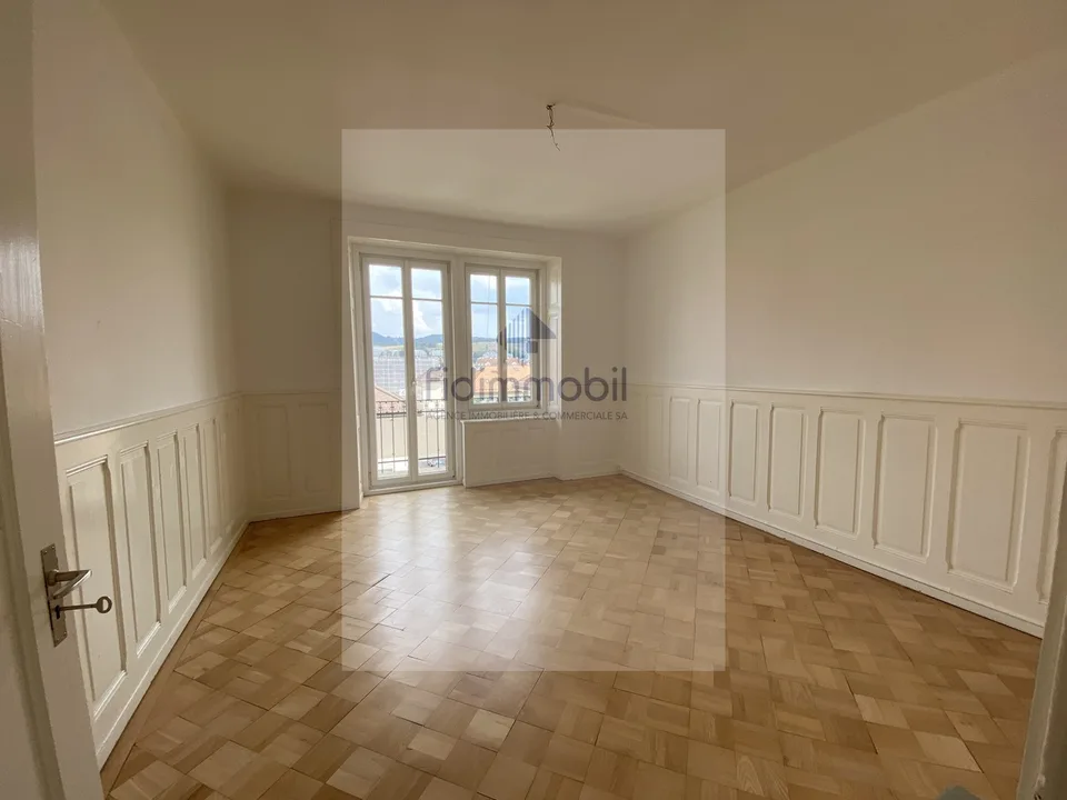 Prächtige 4-Zimmer-Wohnung, kürzlich renoviert