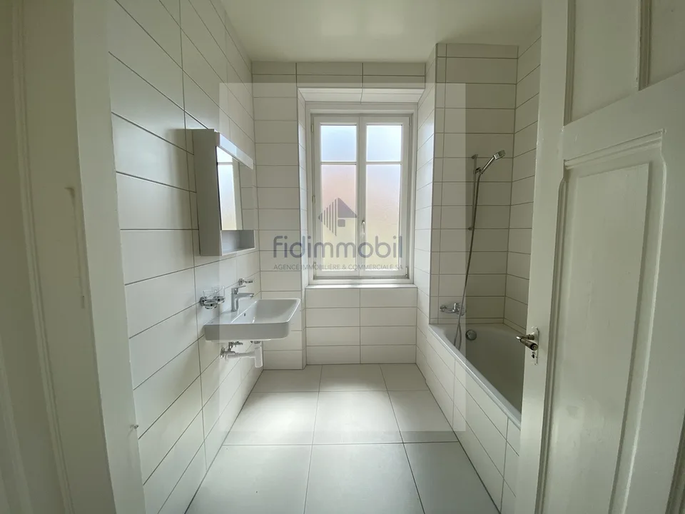 4 Zimmer Wohnung in La Chaux-de-Fonds – Foto 6 von 8