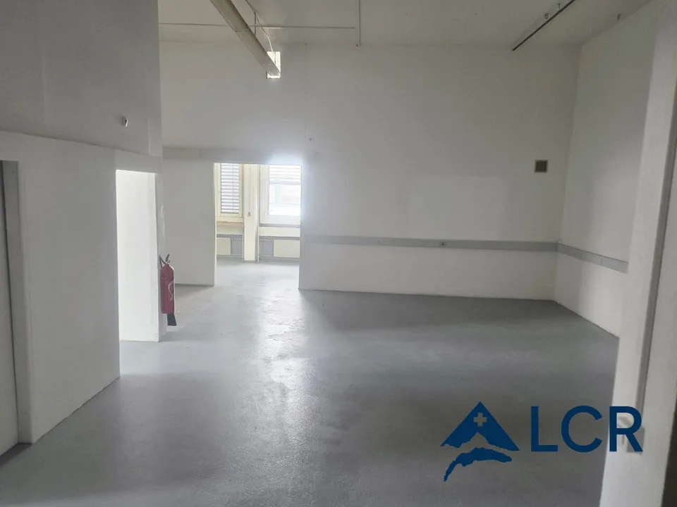Bello studio di 150m2 a La Chaux-de-Fonds