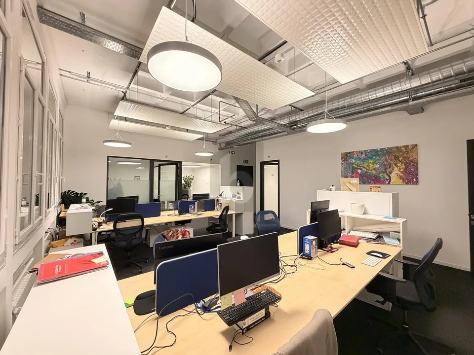 INDÉPENDANT, CALME & CENTRAL