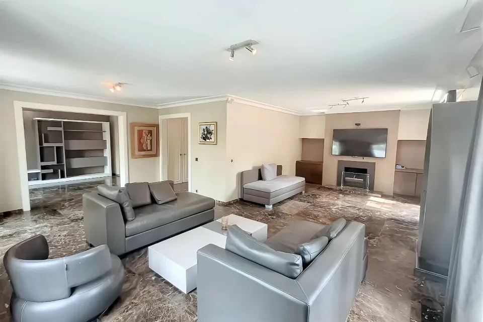 In affitto - Magnifica casa indipendente con piscina a Collonge-Bellerive
