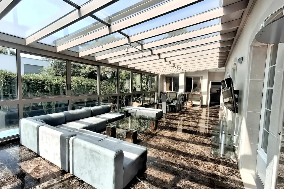 In affitto - Magnifica casa indipendente con piscina a Collonge-Bellerive