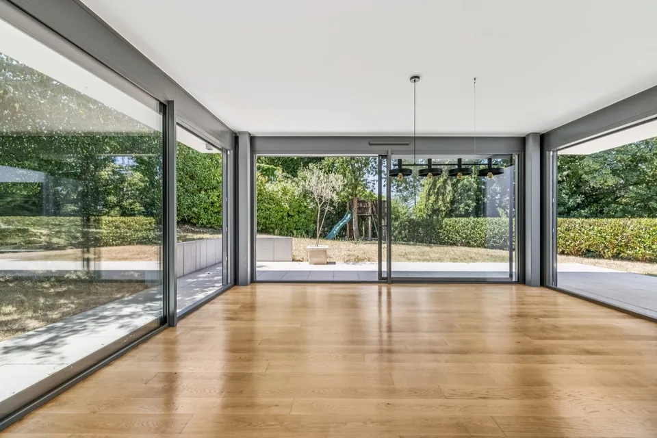 Anières | Elegante Villa im contemporary Stil mit außergewöhnlichen Ausstattungen