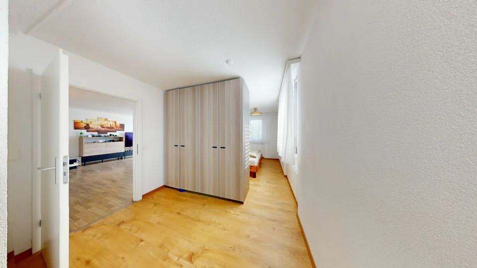 Exclusive 8-room single-family house with annex, large garden and workshop garage in rural location – photo 16 of 19