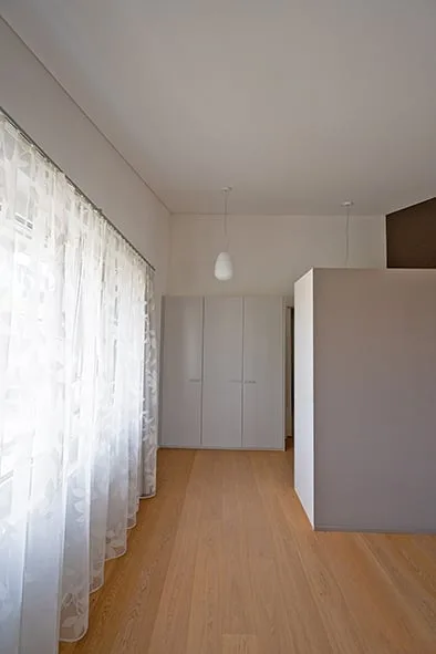 Helle 3.5-Zimmer-Dachwohnung mit Balkon in Speicher AR