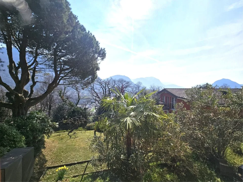 RINNOVATO, AMPIA TERRAZZA E VISTA SPLENDIDA