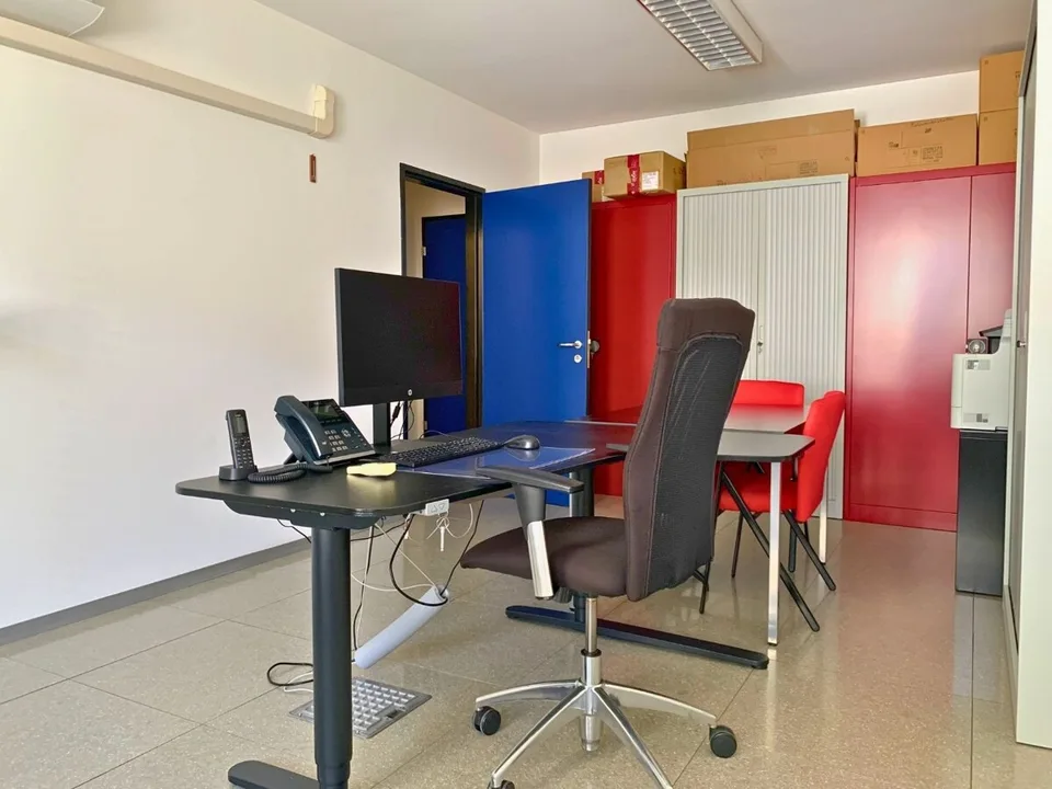 CHIASSO - BÜRO IN DER INNENSTADT – Foto 6 von 11