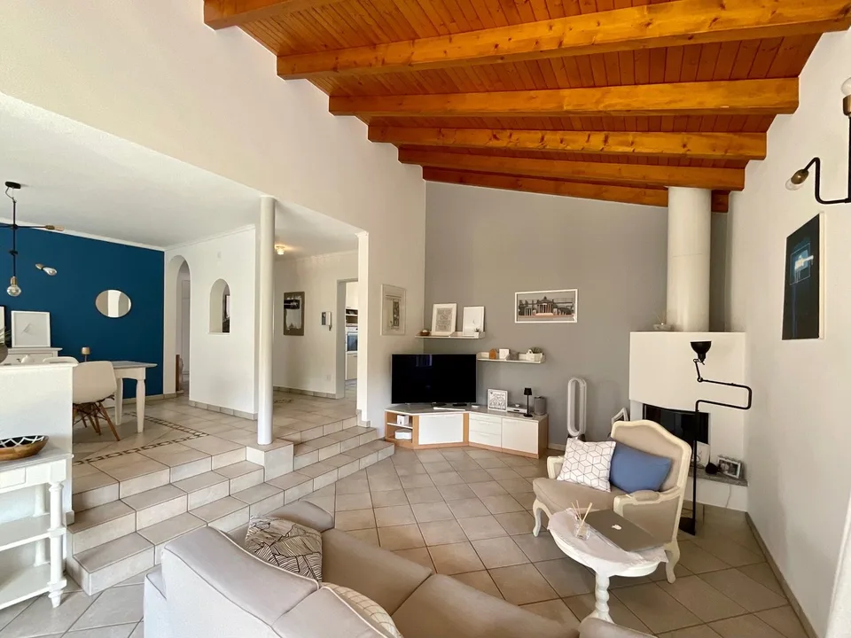 Wunderschöne 7.5-Zimmer-Villa in San Pietro di Stabio