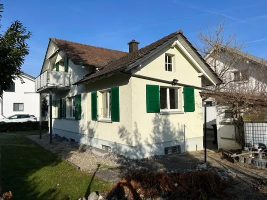 4 Bedroom Single-Family House