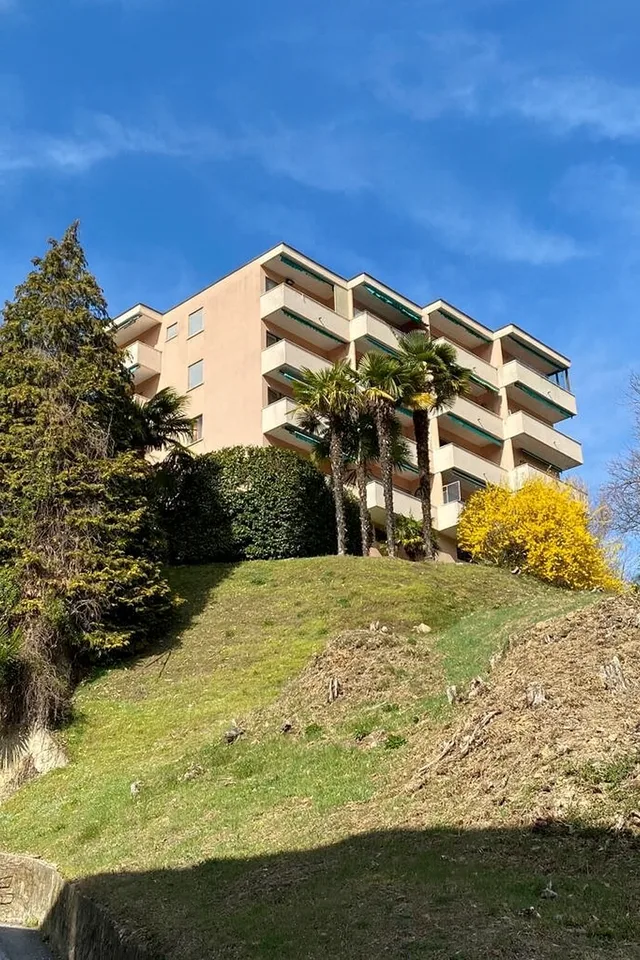 CASLANO, PURA â INVESTIMENTO AL 5% CON VISTA LAGO