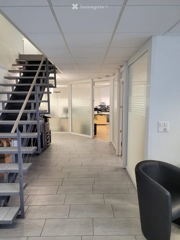 Lieu de travail attractif à louer dans un centre d'affaires représentatif