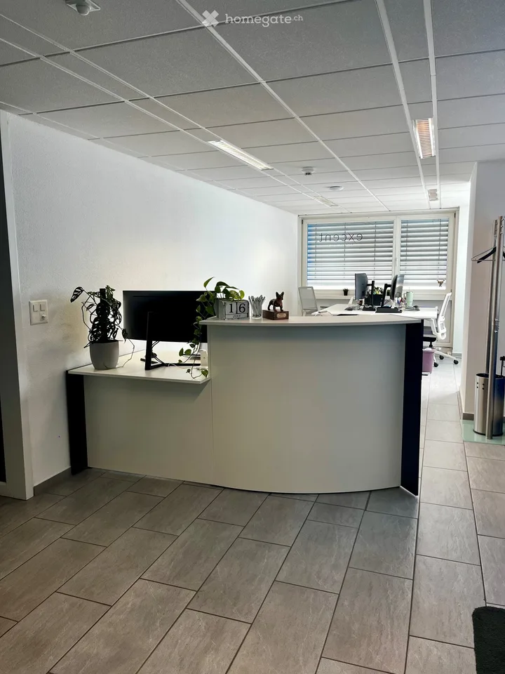 Lieu de travail attractif à louer dans un centre d'affaires représentatif