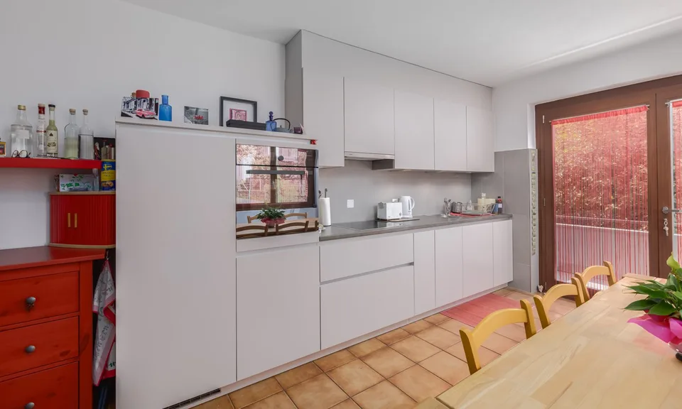 LUMINOSA E CARATTERISTICA CASA 4.5 LOCALI NEL VERDE AD ARZO