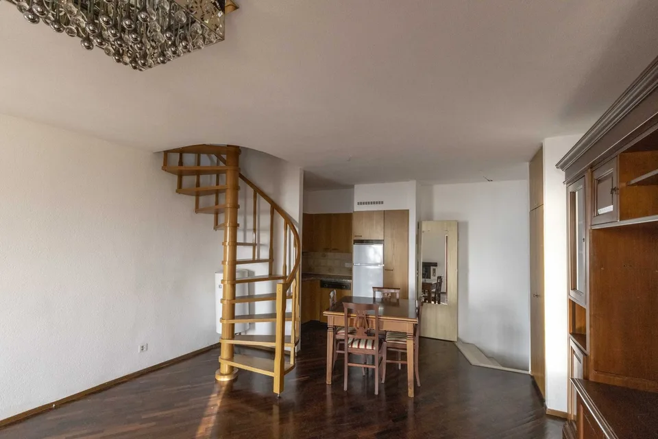 PREZZO ECCEZIONALE - 3.5 DUPLEX VISTA LAGO A RUVIGLIANA