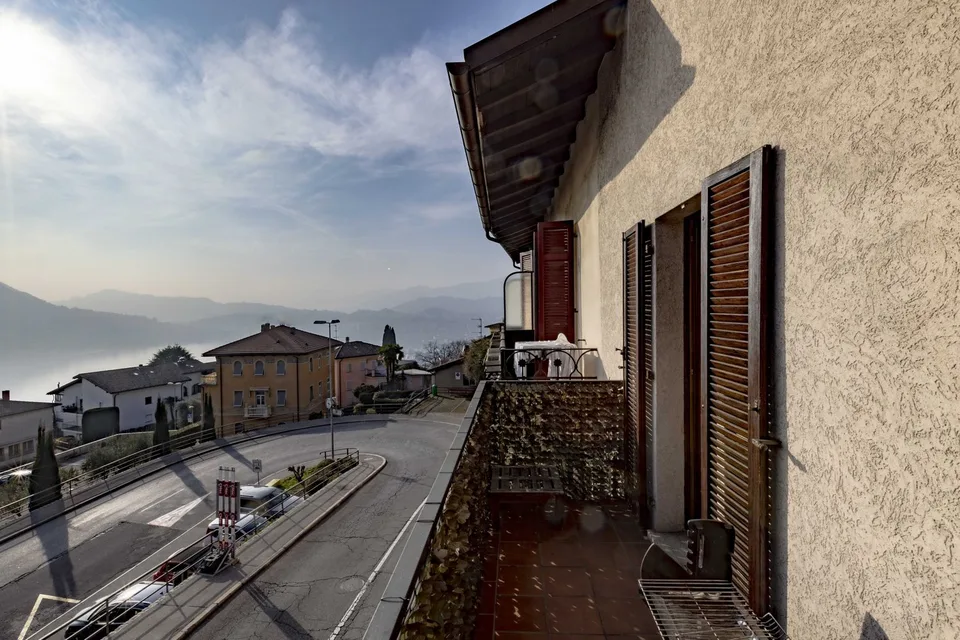 PREZZO ECCEZIONALE - 3.5 DUPLEX VISTA LAGO A RUVIGLIANA
