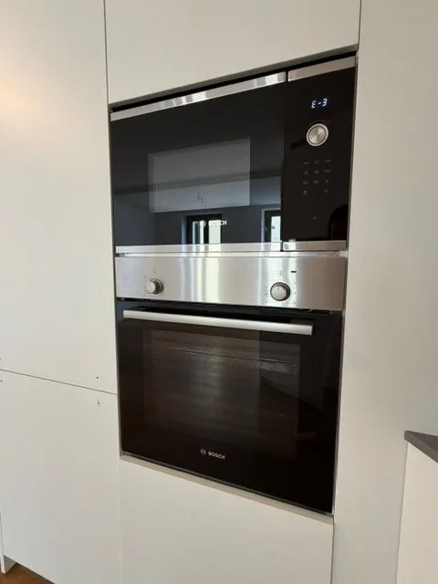 Zentral, ruhig und komfortabel – Exklusive 2.5-Zimmer-Wohnung – Foto 4 von 20