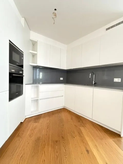 Zentral, ruhig und komfortabel – Exklusive 2.5-Zimmer-Wohnung – Foto 5 von 20