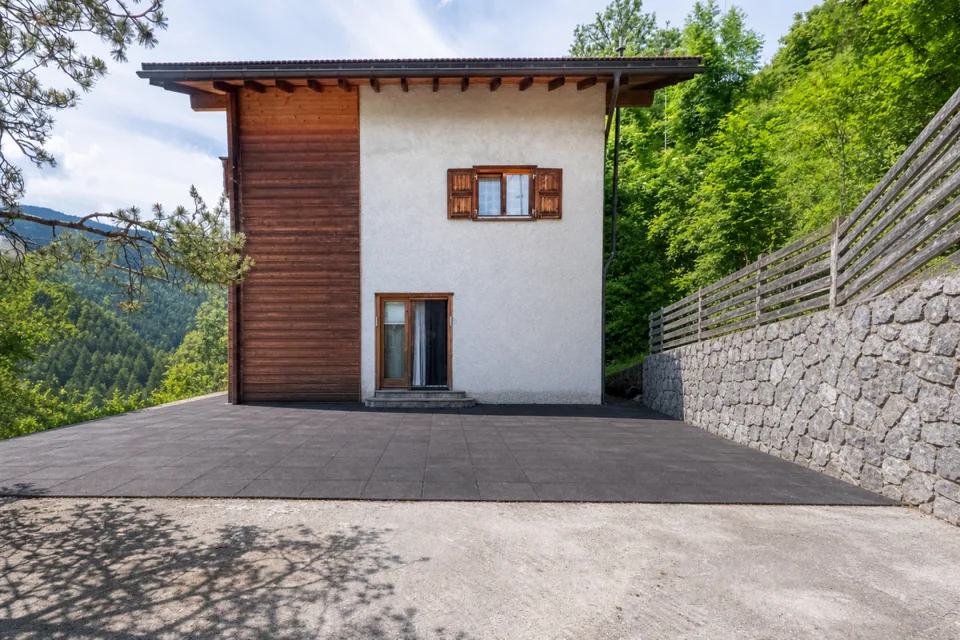 6.5-Zimmer-Einfamilienhaus mit vielseitigen Möglichkeiten