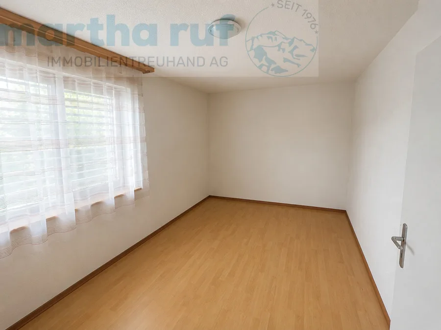 Ampio appartamento di 4,5 locali al piano terra – foto 7 di 12