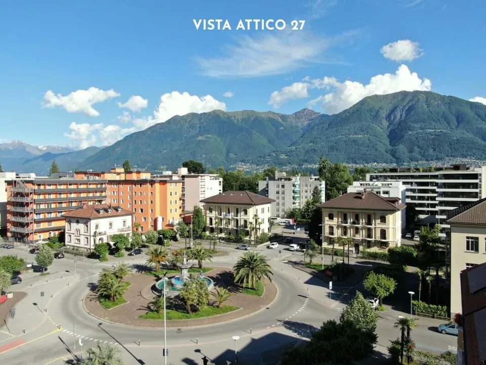 Vivi il lusso a Locarno - Prestigioso attico 4.5 locali in centro (auch Zweitwohnsitz)