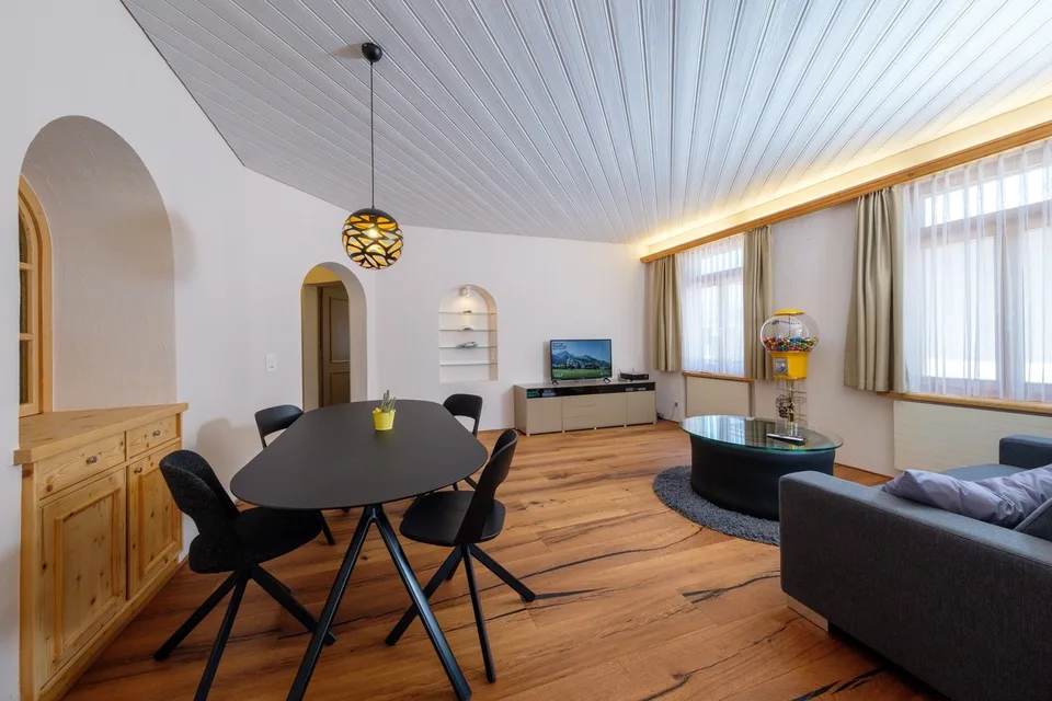Villa Pravigan Davos Platz - 4.5 und 3 Zimmer-Eigentumswohnung mit Alpenpanorama