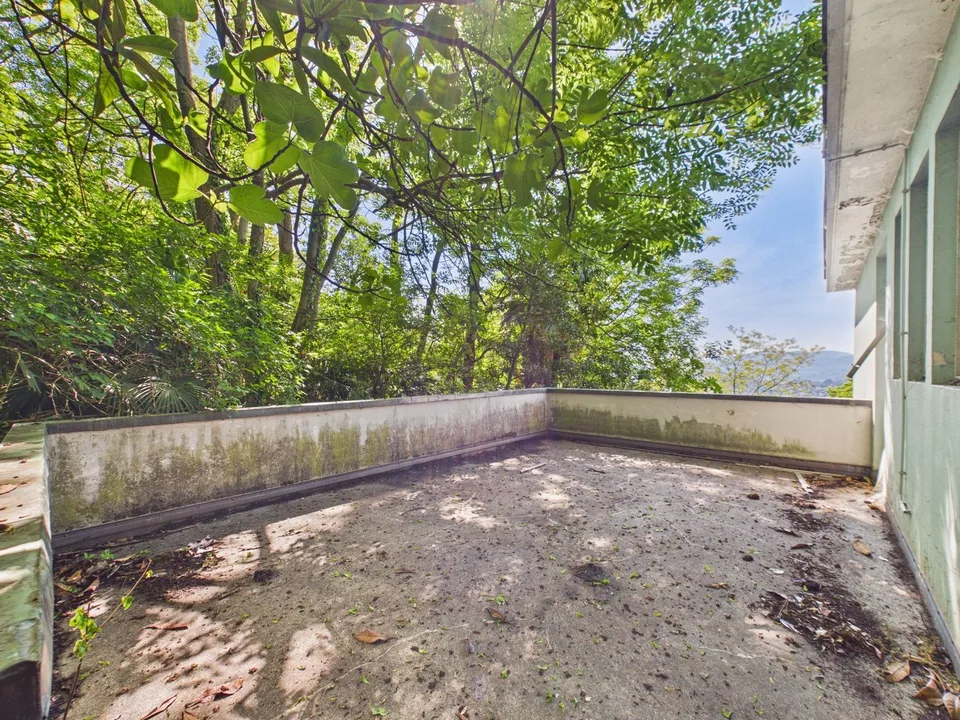 Spaziosa villa 9 locali vista lago, Viganello (o investimento per costruttori, si veda descrizione) – foto 10 di 15