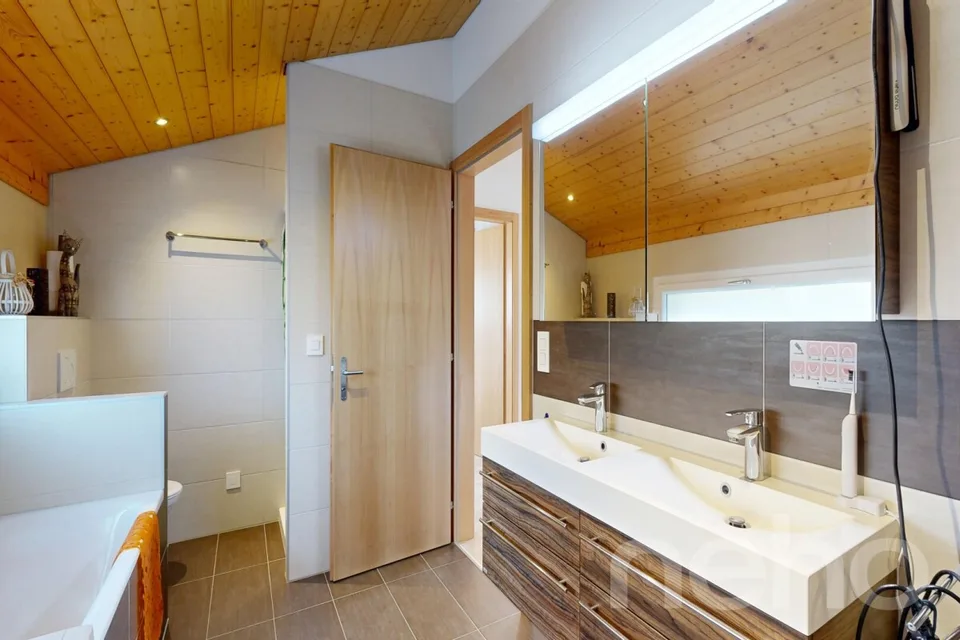 Ihre individuelle Villa mit Garten in La Roche – Foto 15 von 17