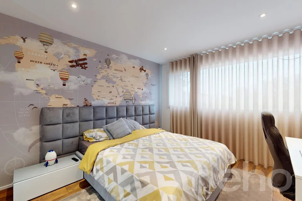 Pretty modern detached villa with garden – photo 16 of 19