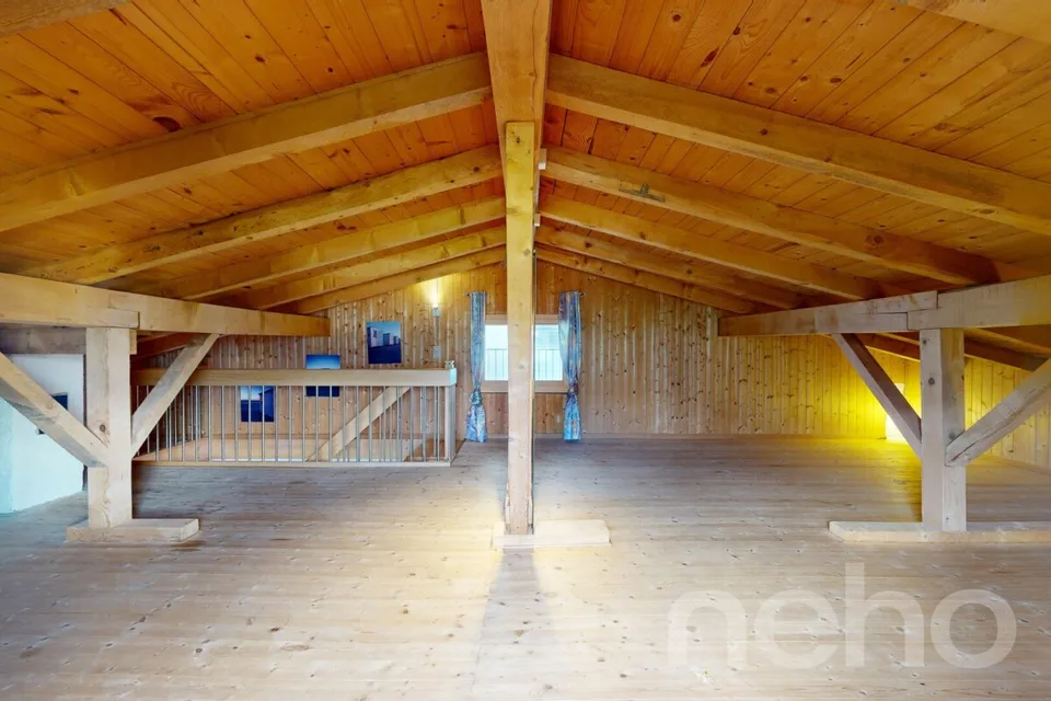 Charming Chalet with Mountain View and Development Potential in Laax – photo 19 of 19