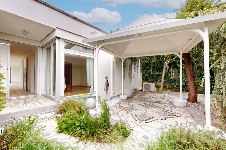 Terrace house with a view over Bremgarten – photo 19 of 20