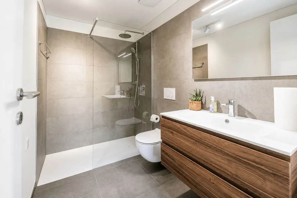 Nouvel appartement de 3.5 pièces avec jardin à Gordola – photo 17 sur 18