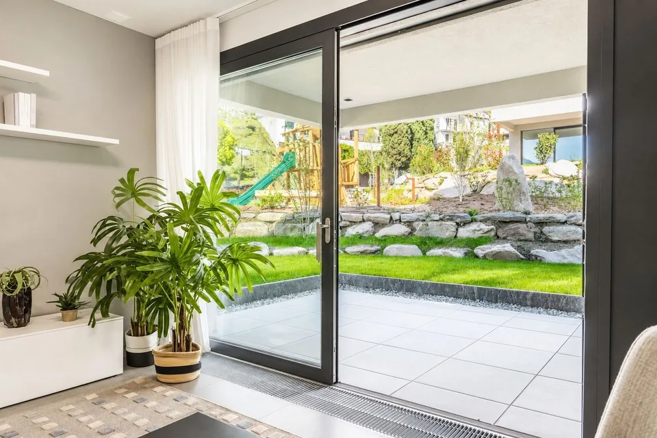 Nouvel appartement de 3.5 pièces avec jardin à Gordola – photo 18 sur 18