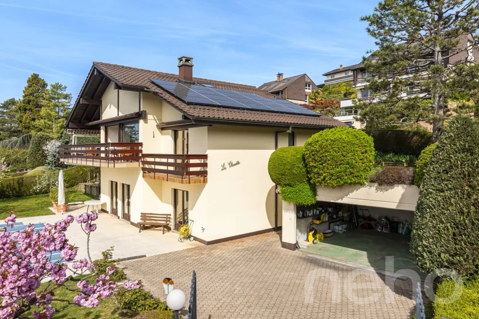 Exklusiv: Große Villa mit 5 Zimmern und Swimmingpool – Foto 18 von 19