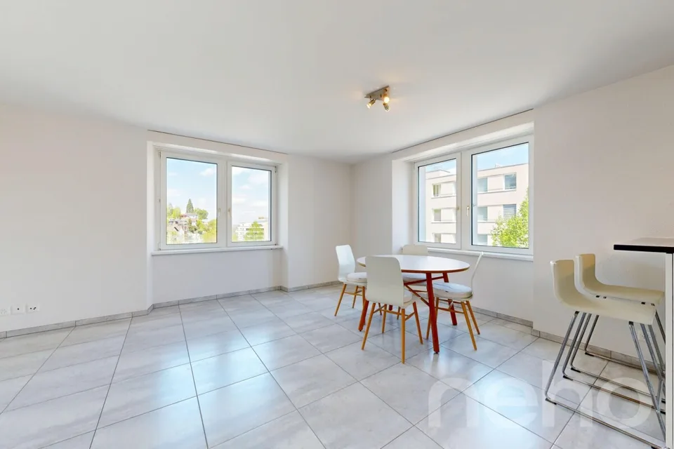 Renovated apartment with balcony and proximity to the lake – photo 15 of 21