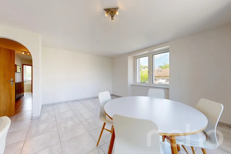 Renovated apartment with balcony and proximity to the lake – photo 18 of 21
