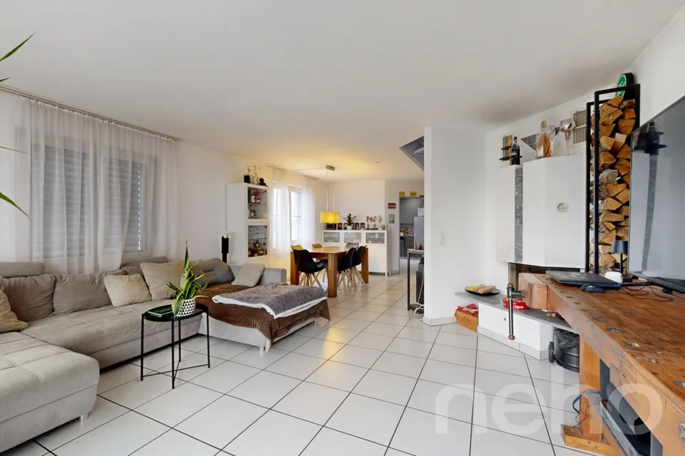 Arrive home: Spacious maisonette apartment with terrace – photo 12 of 19