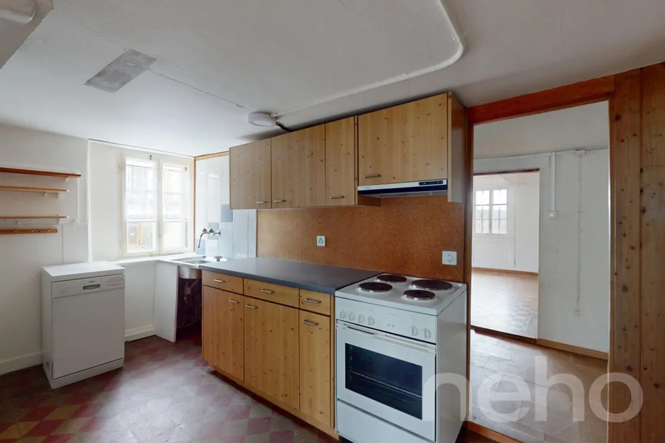 Historic 8-room semi-detached house in central location – photo 14 of 21
