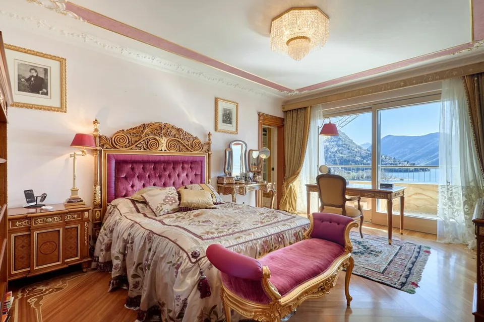 Luxury and lake view in the heart of Lugano