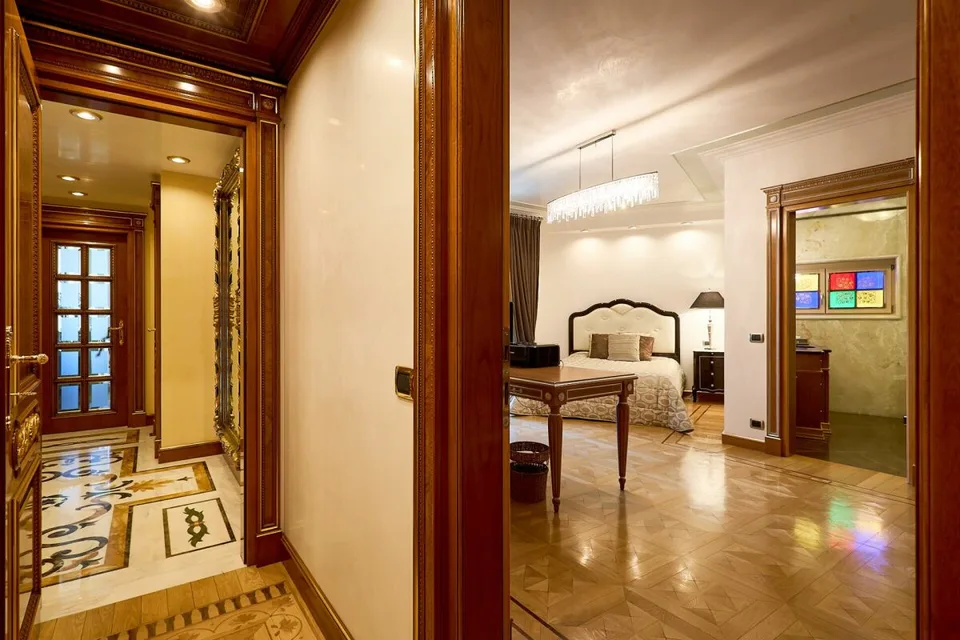 Luxury and lake view in the heart of Lugano
