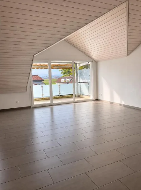 Appartement unique de 4,5 pièces au 3e étage
