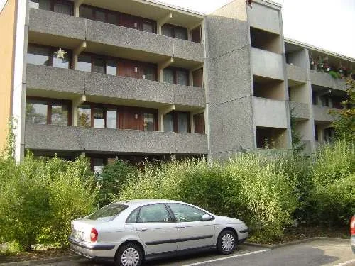 Herrliche Aussicht ins Grüne mit Gartensitzplatz