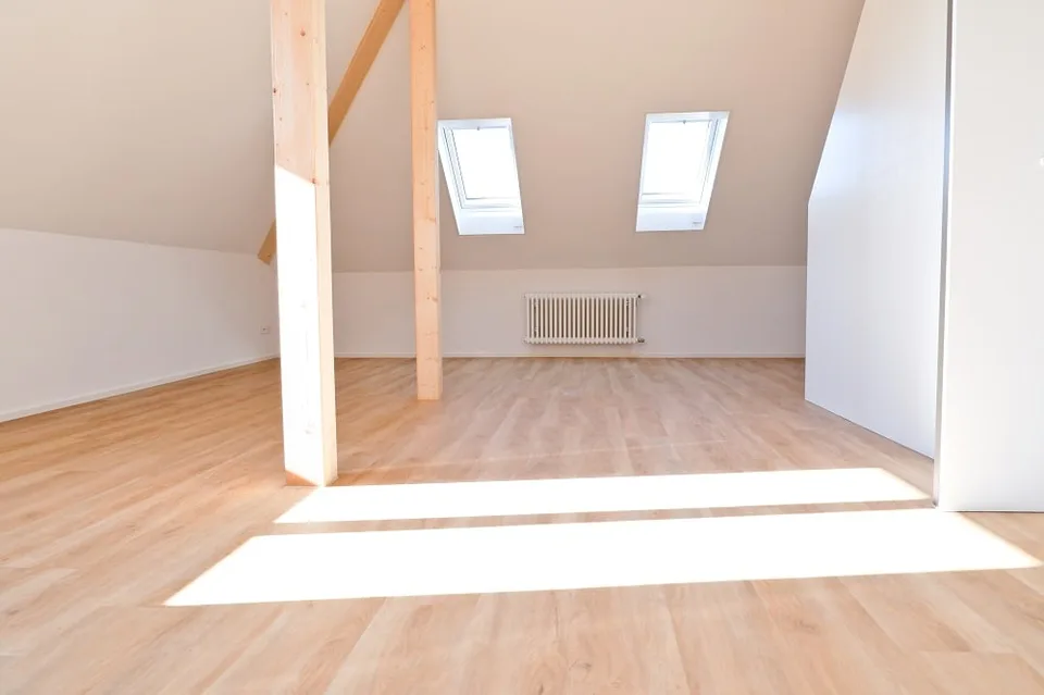 Charming 2.5-Room Apartment in Bern's Breitenrain Quarter