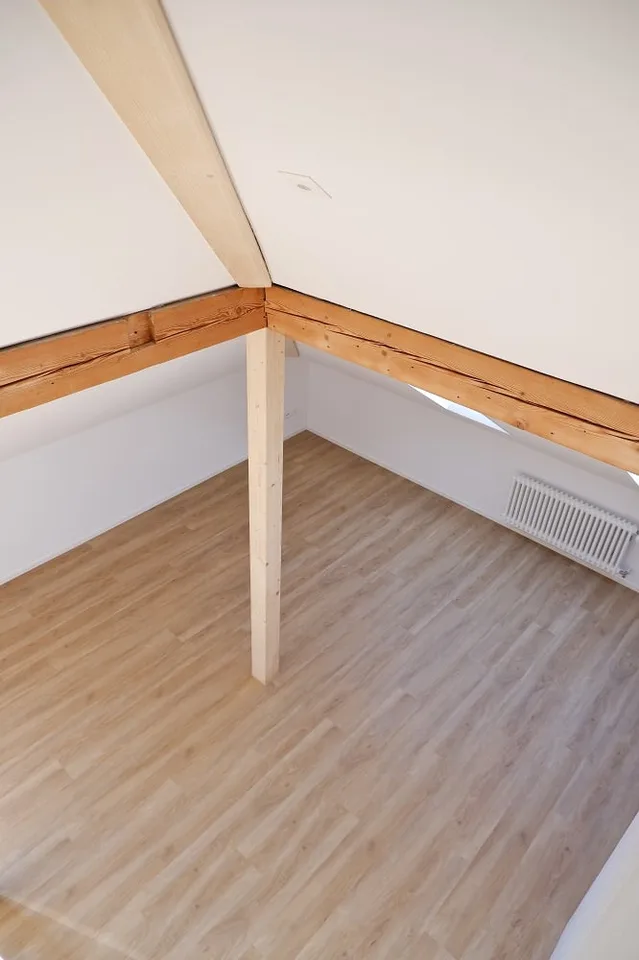 Charming 2.5-Room Apartment in Bern's Breitenrain Quarter