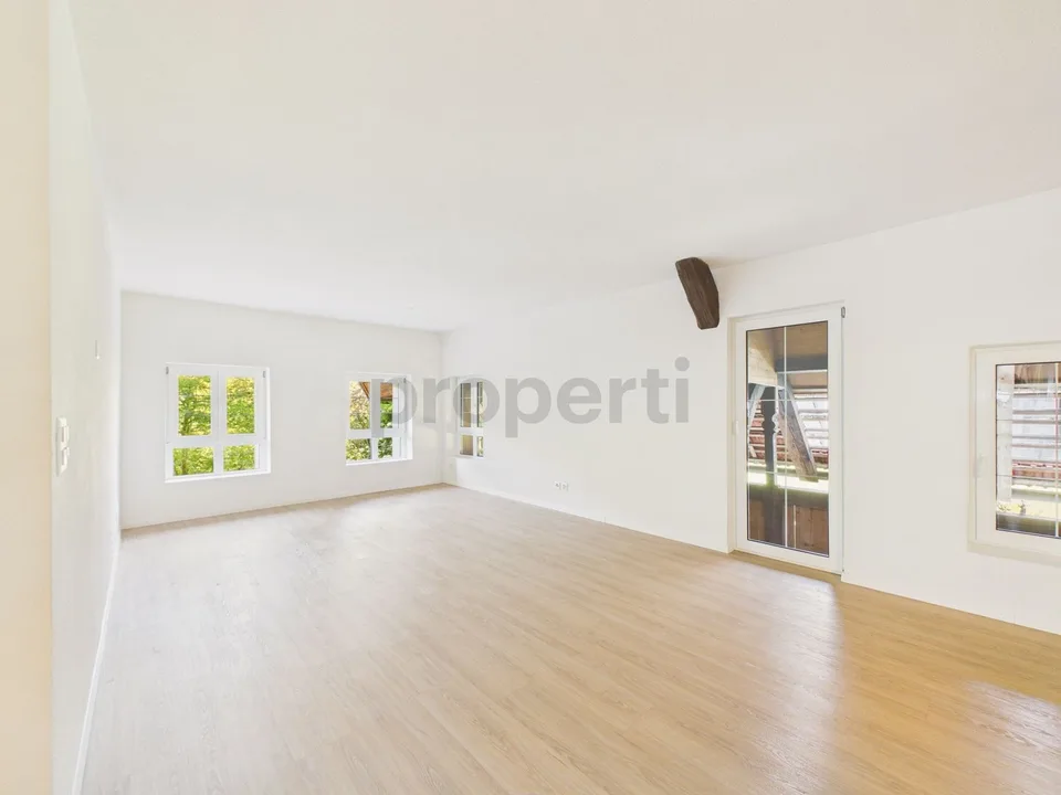 Stilvolle 5.5-Zimmer-Wohnung mit Balkon in Geristein, Bolligen