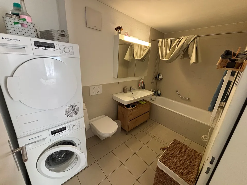 4½ ZI-WOHNUNG IN BOLL (BE), MÖBLIERT, TEMPORÄR