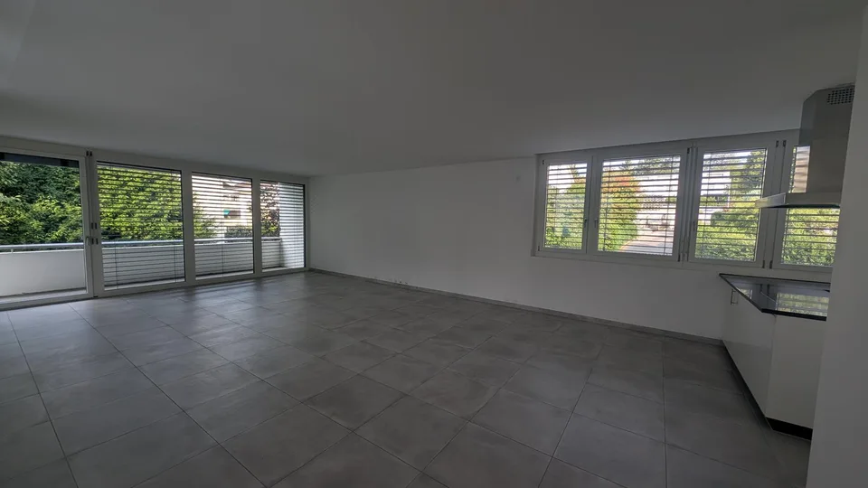 Exklusive 3 1/2-Zimmer-Wohnung mit Loggia