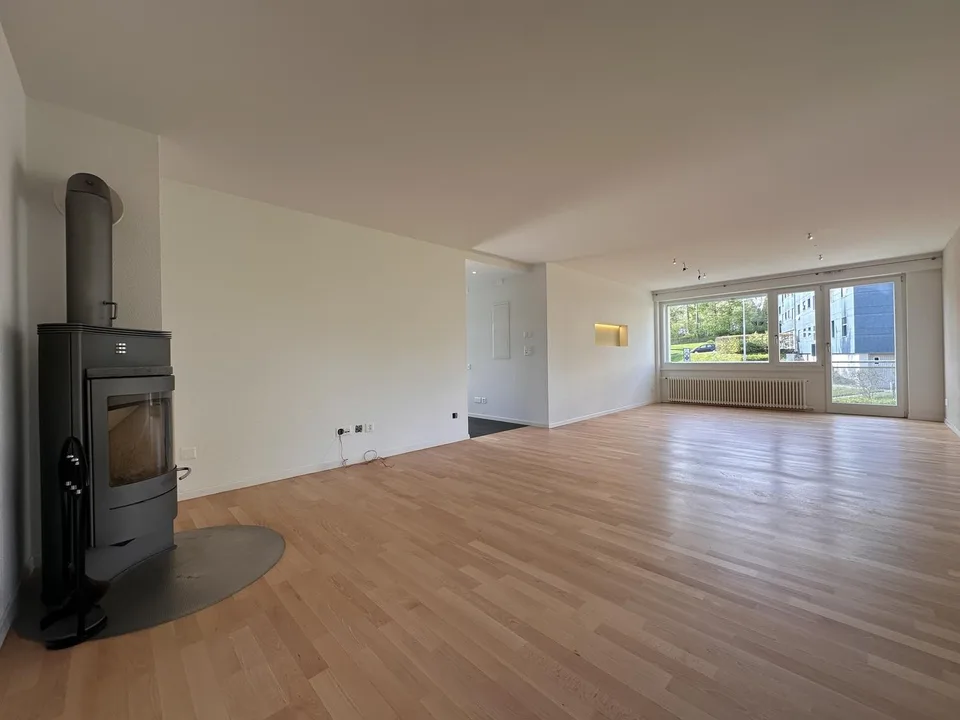 Grosszügige Duplexwohnung mit Terrasse und Wintergarten im Eigentumsstandard