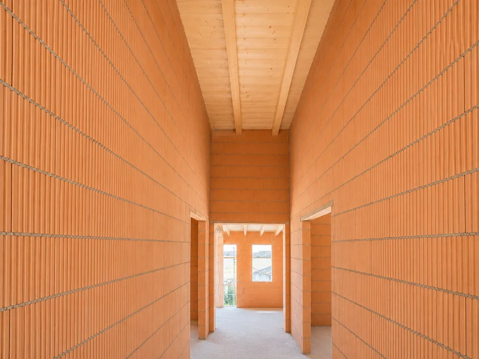 NUOVO PROGETTO RESIDENZIALE DI 3 UNITA' ABITATIVE – photo 12 sur 23