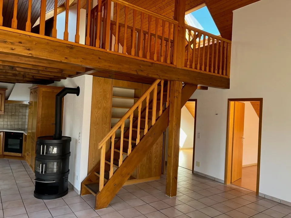 Schönes Duplex mit 4.5 Zimmern und großer Mezzanine